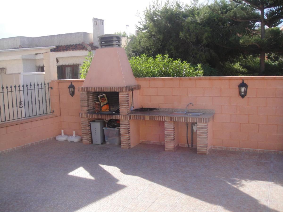 Chalet Muy Cerca De La Playa Con Piscina Privada Dehesa de Campoamor  Exteriör bild