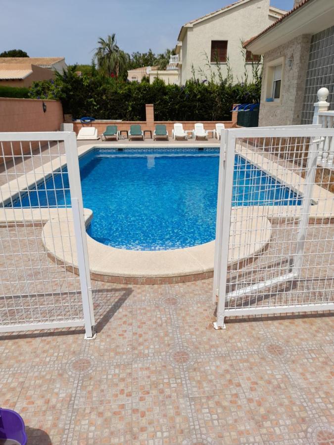 Chalet Muy Cerca De La Playa Con Piscina Privada Dehesa de Campoamor  Exteriör bild